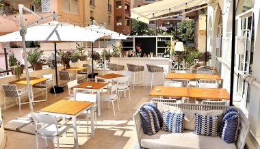 Columbus-Monte-Carlo-Summer-terrace -bar - overview Columbus-Monte-Carlo-Summer-terrace -bar - overview
